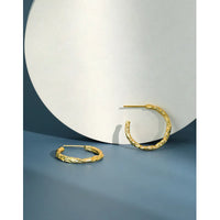 DayHan Dol hoop earring