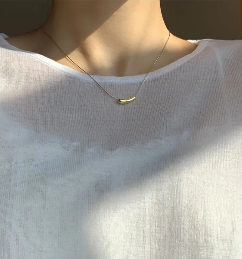 Finding Her Line necklace